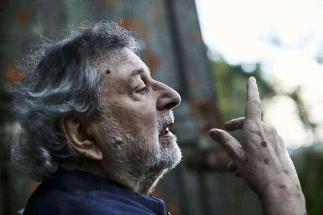 Francesco Guccini ritorna con líalbum ìCanzoni da Intortoî e annuncia due incontri speciali
