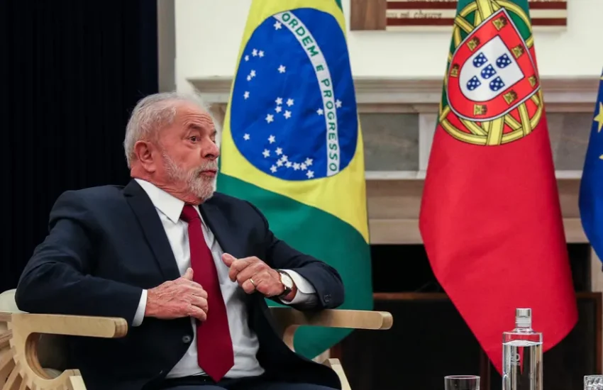 101222429-brazilian-president-elect-luiz-inacio-lula-da-silva-l-attends-a-meeting-with-portuguese-pr-1
