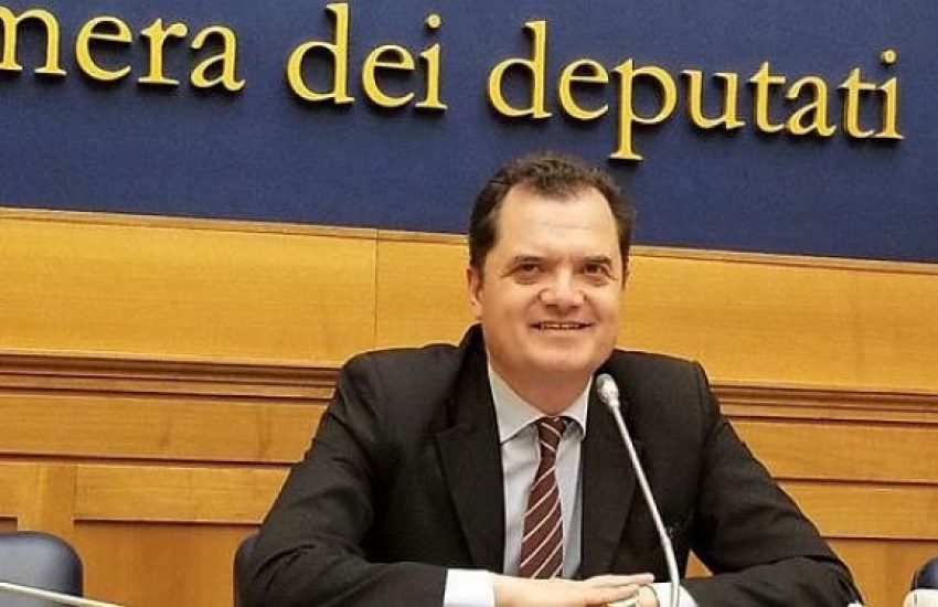 25363-fabio-porta-e-eleito-deputado-no-parlamento-italiano1