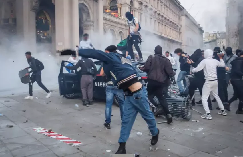 ATAQUE FRANÇA