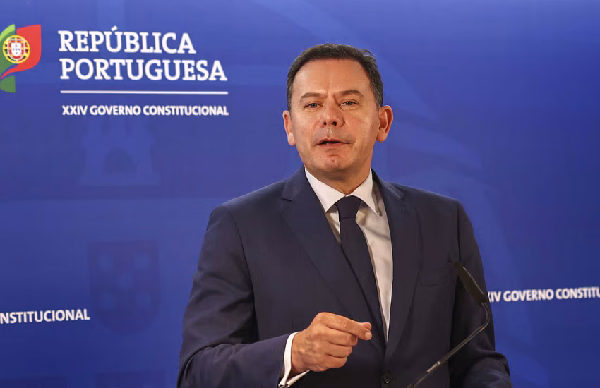LUIS MONTENEGREO
