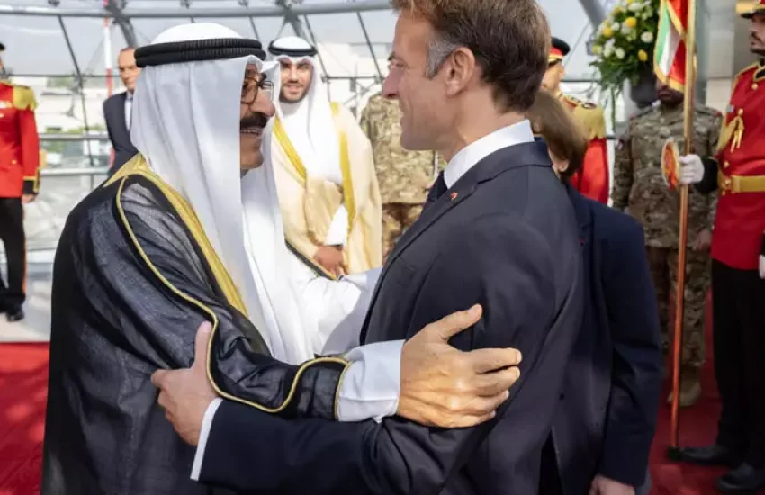 MACRON