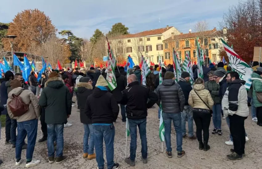 cidadania-greve-tribunal