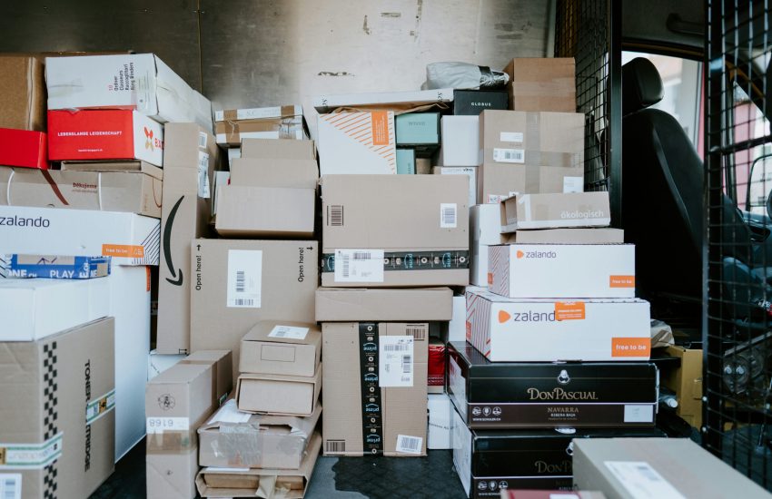 claudio-schwarz-q8kR_ie6WnI-unsplash