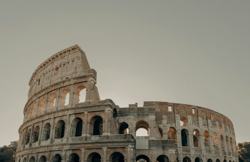 clay-banks-hi_52O-h5G8-unsplash