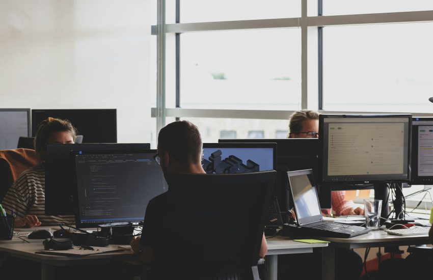 compagnons-Fa9b57hffnM-unsplash