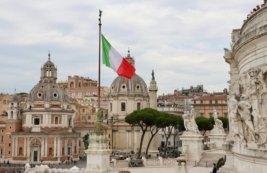 hongbin-7pZcntYKLO4-unsplash